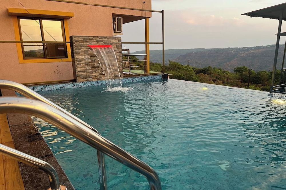 savitri bungalow 3bhk