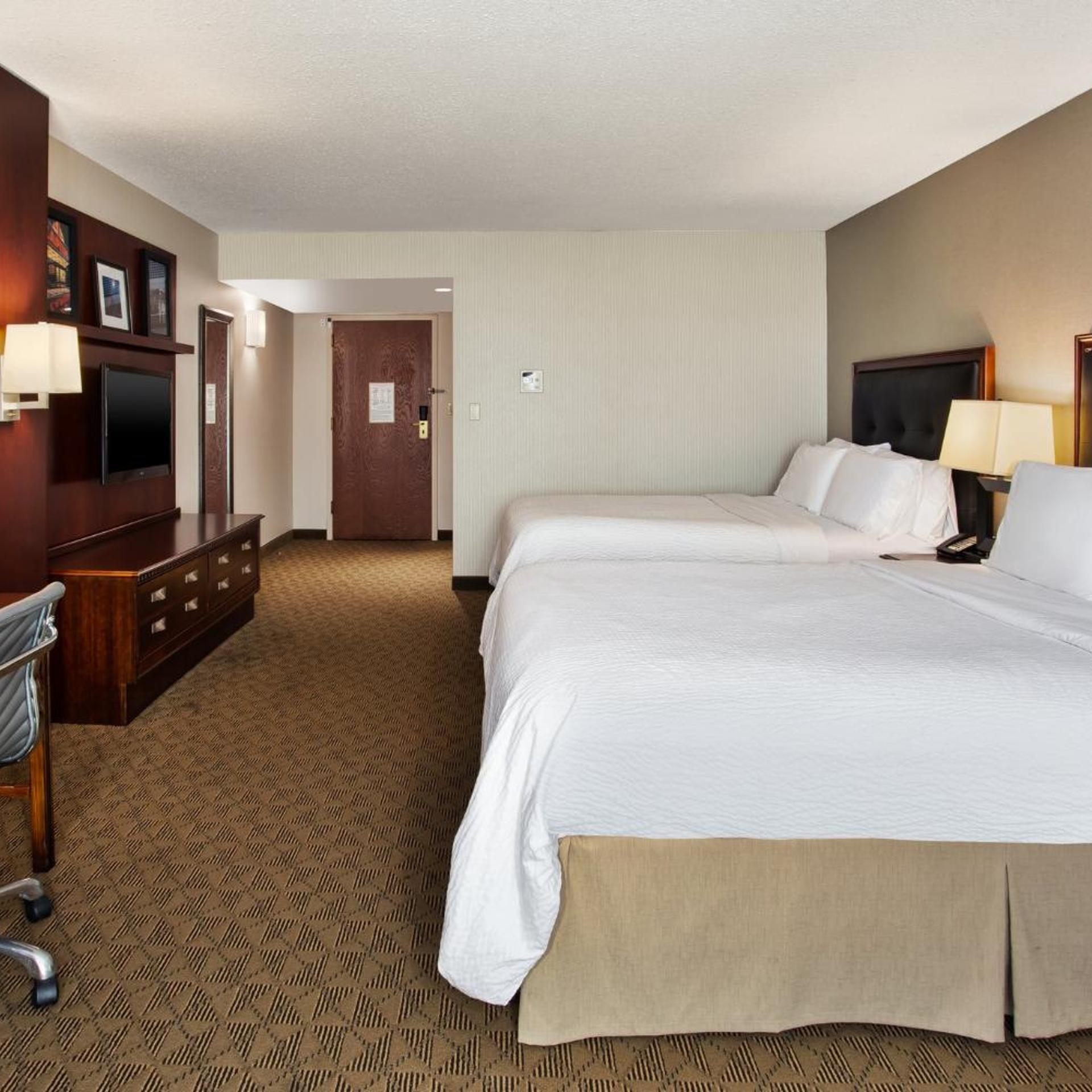 holiday inn university plaza bowling green by ihg