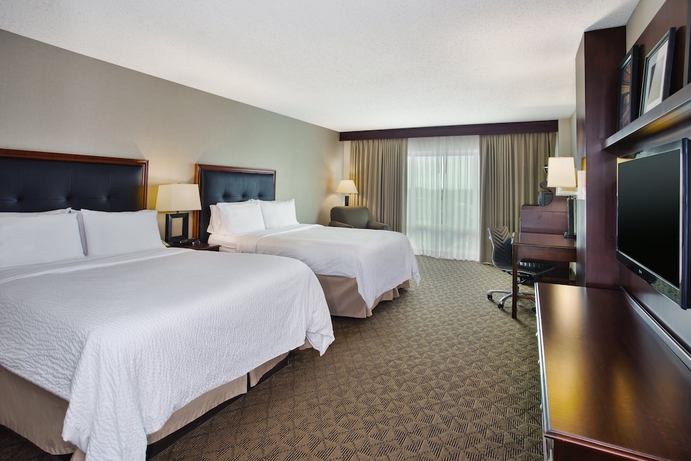 holiday inn university plaza bowling green by ihg