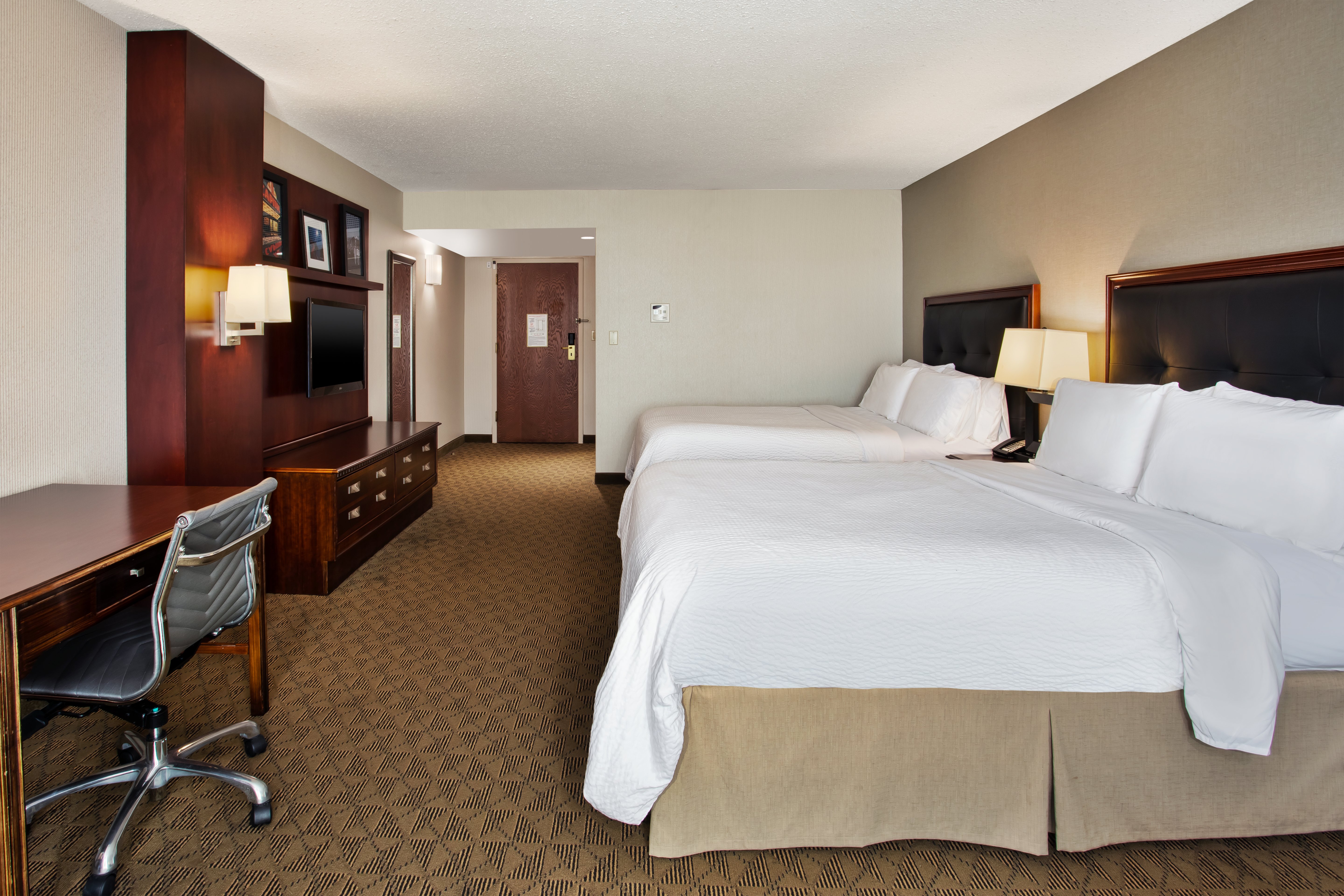 holiday inn university plaza bowling green by ihg