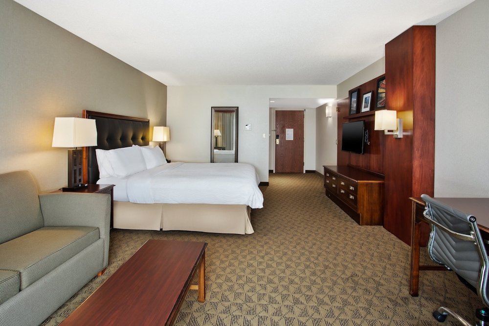 holiday inn university plaza bowling green by ihg