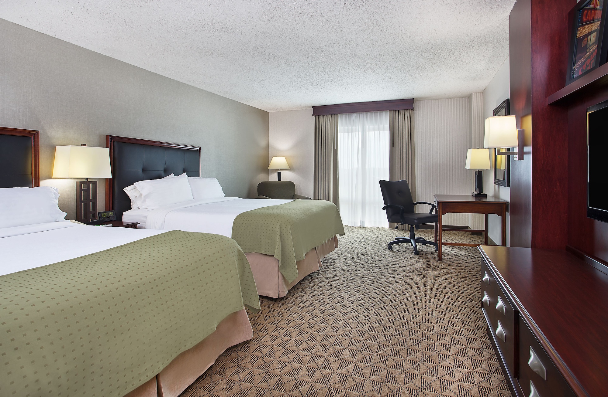 holiday inn university plaza bowling green by ihg