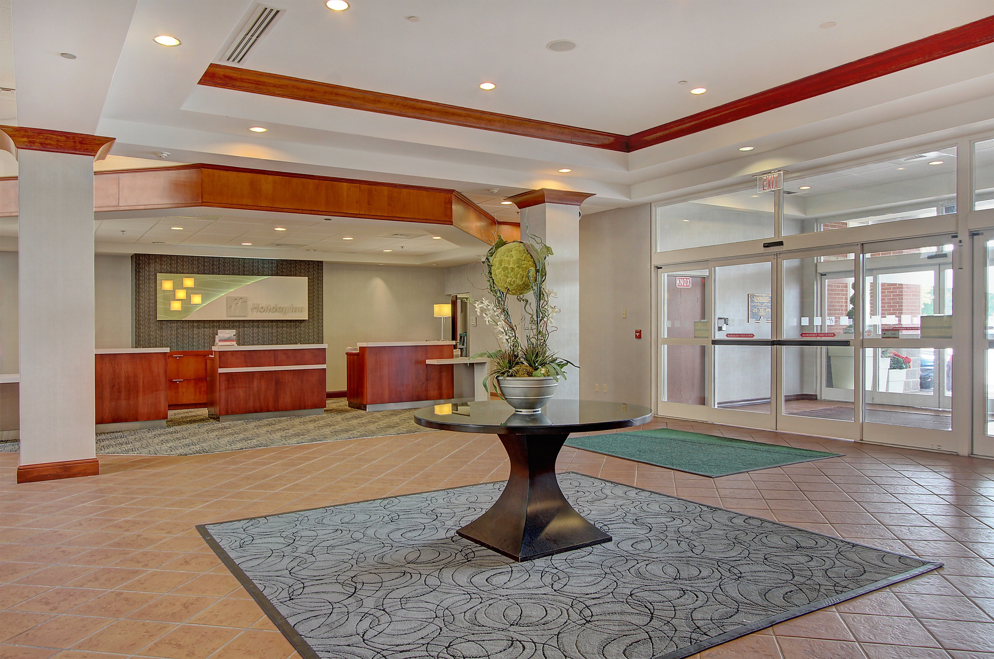 holiday inn university plaza bowling green by ihg