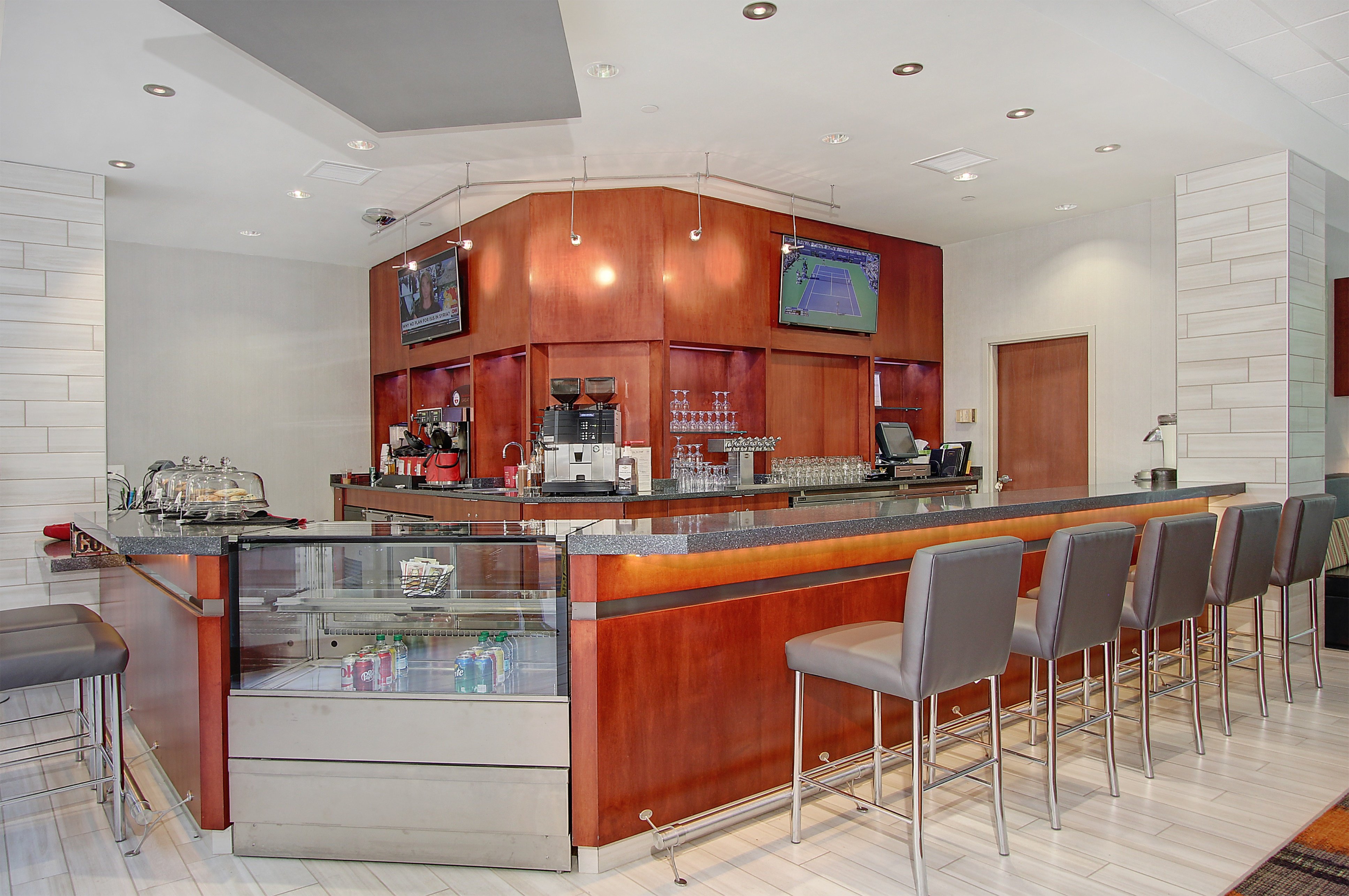 holiday inn university plaza bowling green by ihg