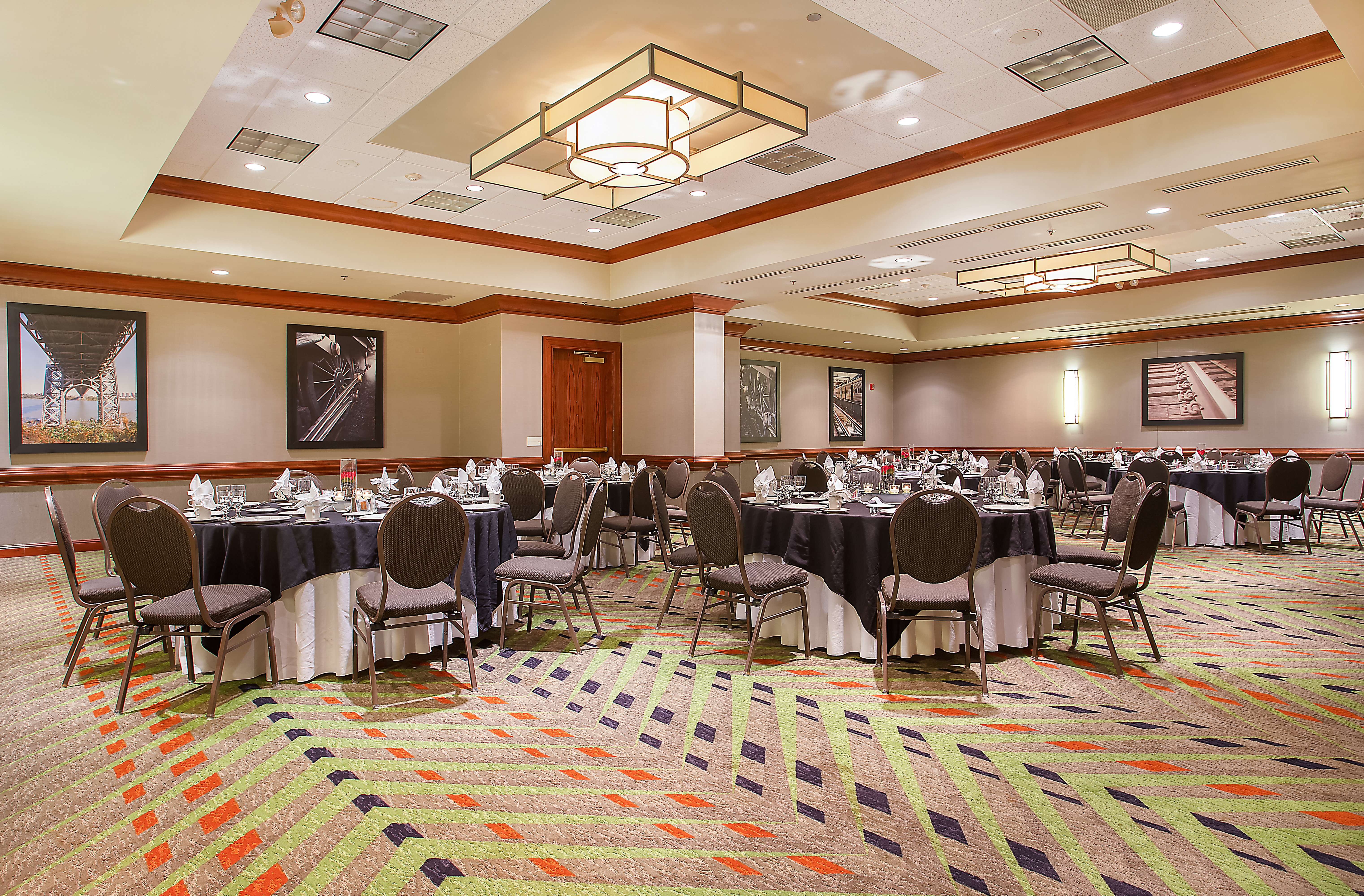 holiday inn university plaza bowling green by ihg