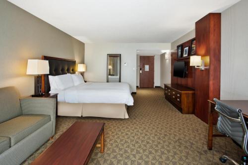 holiday inn university plaza bowling green by ihg