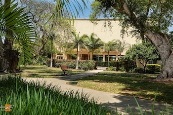 ohalo manor