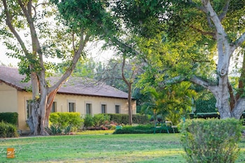 ohalo manor