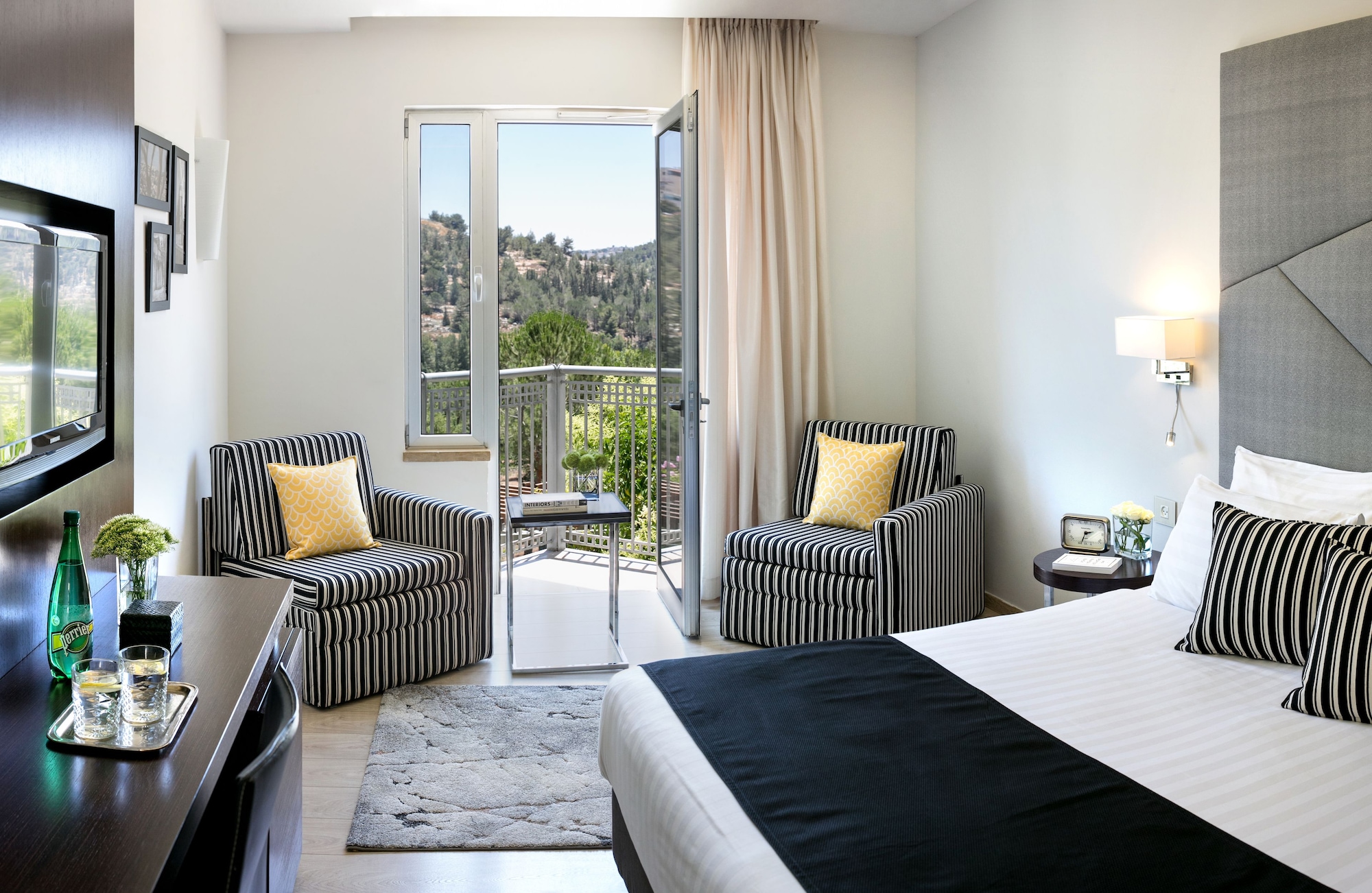hotel yehuda