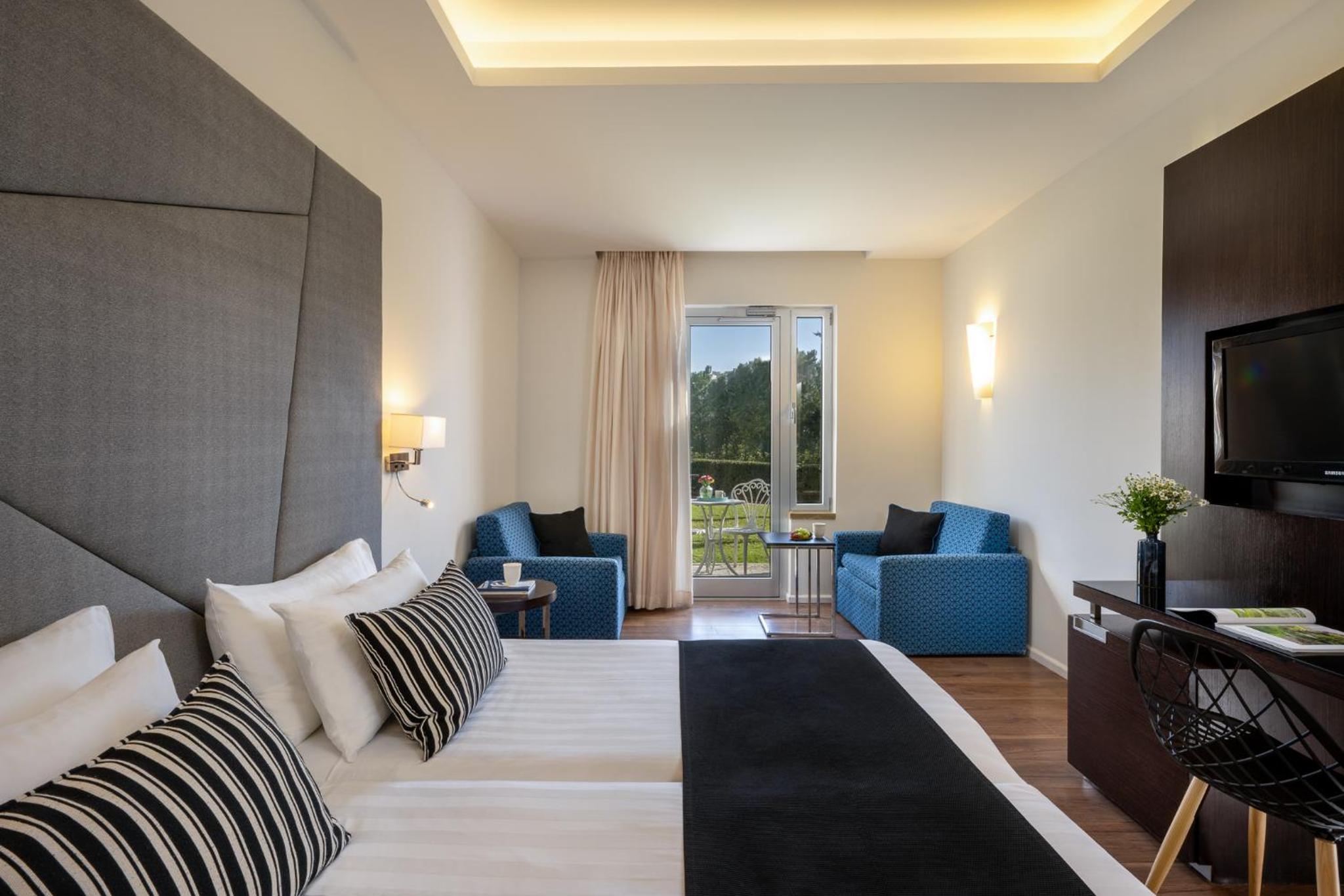 hotel yehuda