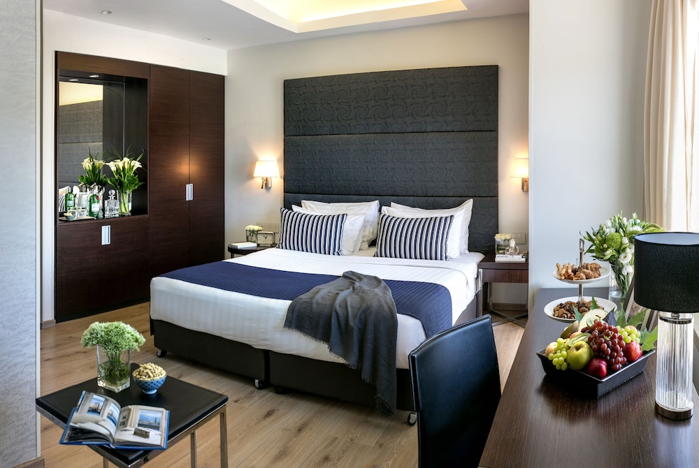 hotel yehuda