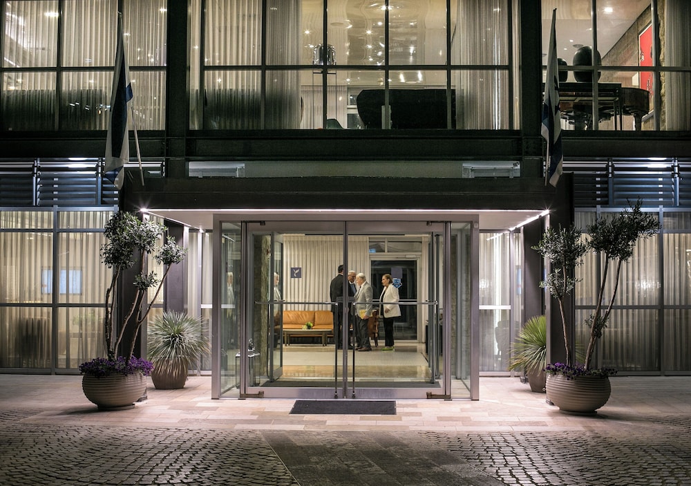 hotel yehuda