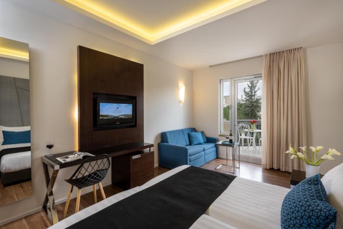 hotel yehuda