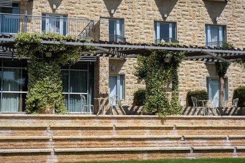 hotel yehuda