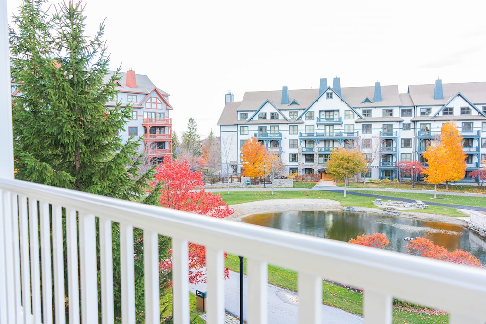 long trail house condominiums at stratton mountain