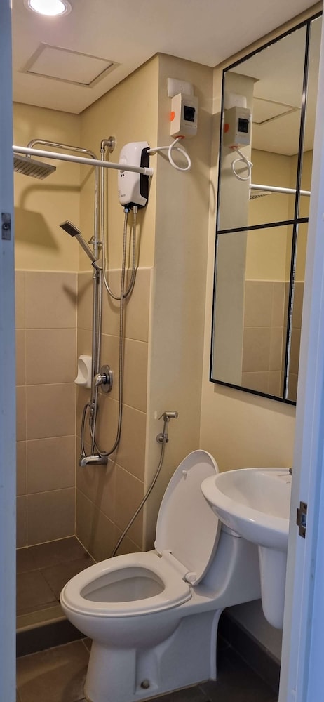 centrio tower 1 bedroom
