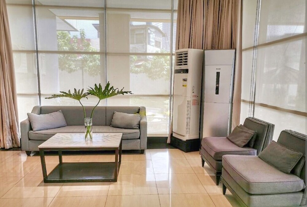centrio tower 1 bedroom