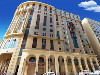 al mukhtara al gharbi