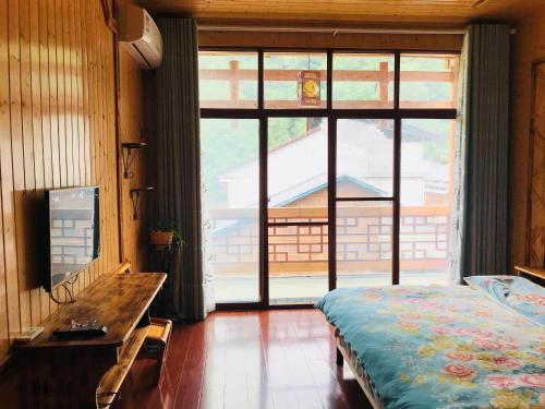 zhangjiajie tongfu inn