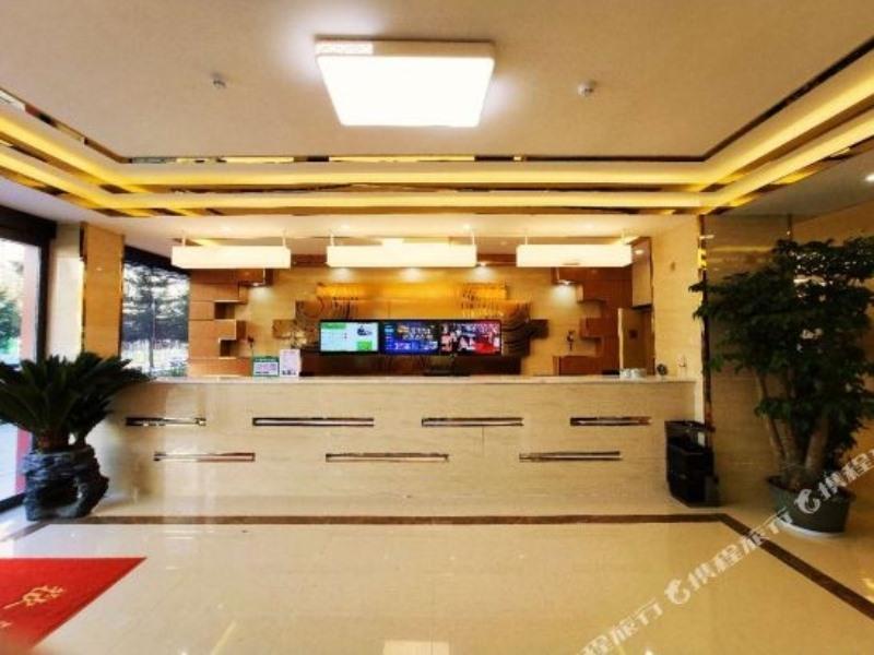 greentree inn shangri la city bus station