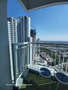 the paneya anderson apartment