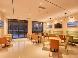 City Comfort Inn Liuzhou Wuling Liutai Road,Liumian Tower, No.11-1 Liutai Road,2 star