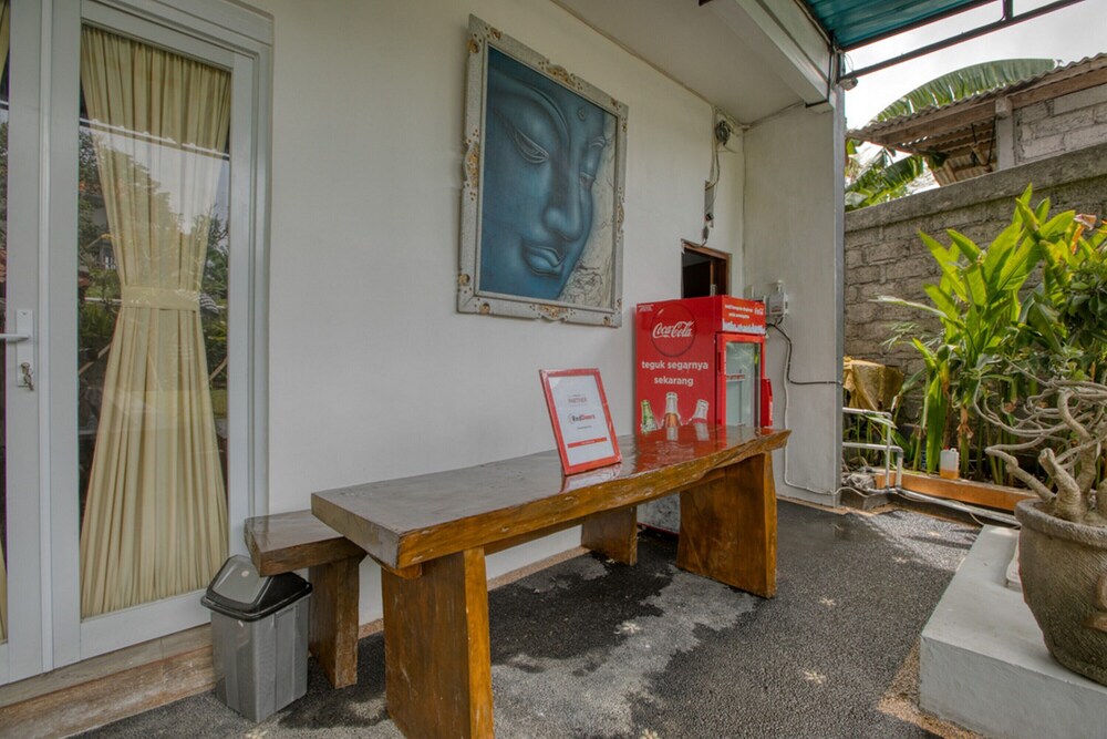 reddoorz near exit toll nusa dua