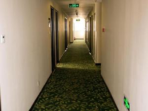 super 8 hotel beijing headquarters branch one