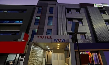 treebo wow surat station