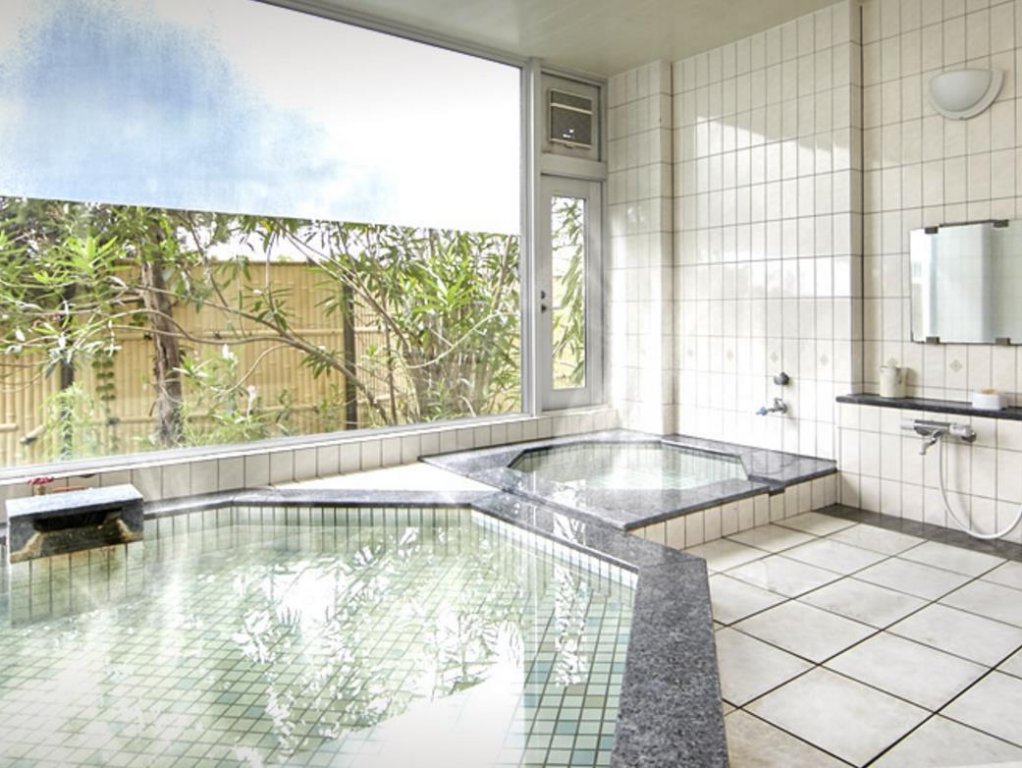 Shirahama Onsen Kisyuhanto,,3 star