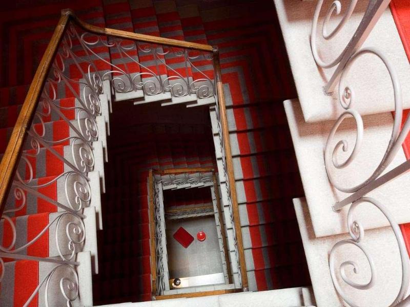 hotel rosso 23