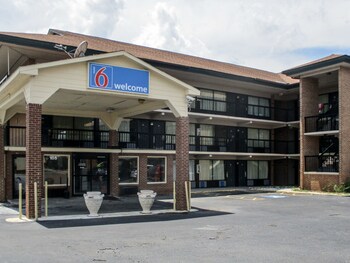 travelodge macon north