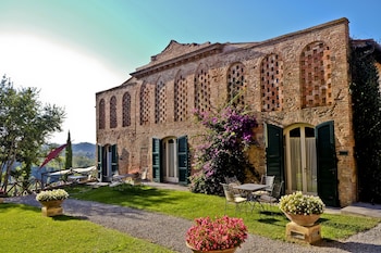 borgo di colleoli resort