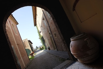 borgo di colleoli resort
