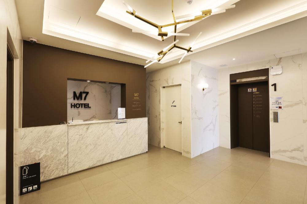 m7 hotel