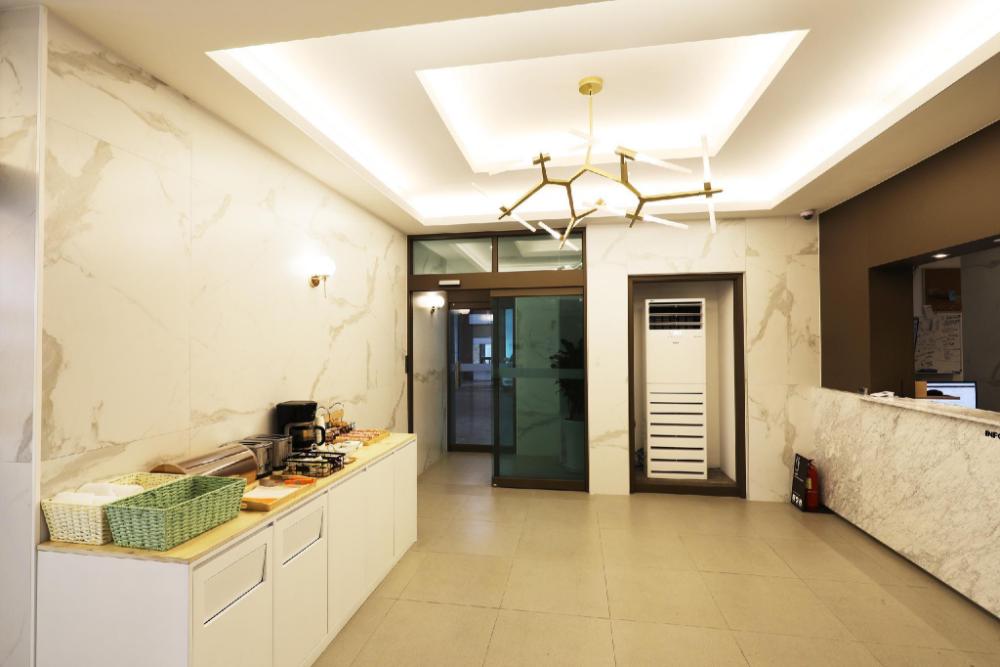 m7 hotel