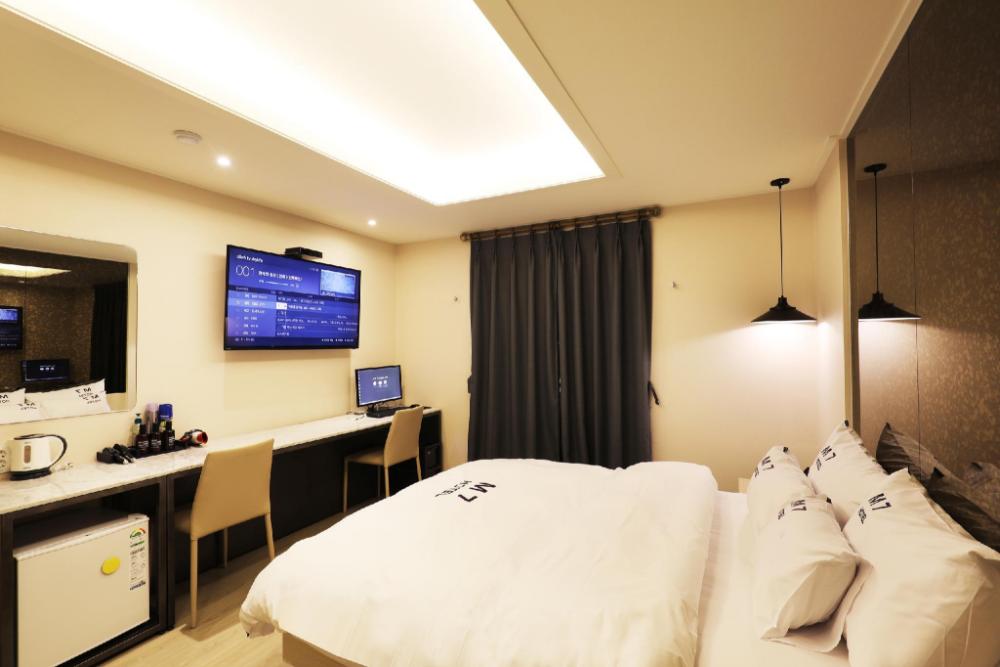 m7 hotel