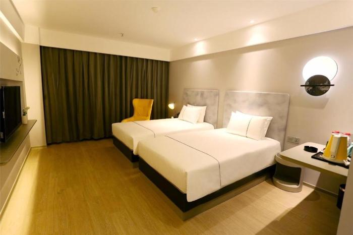 magnotel huayin huashan scenic area hotel
