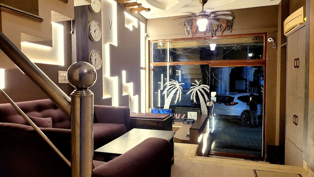 hotel sakhi inn by urban galaxy