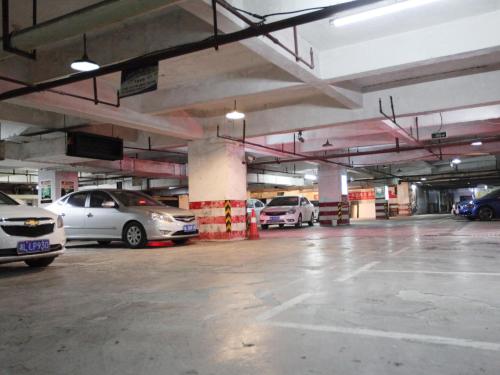 7 days premium chenzhou xinglong pedestrian stree