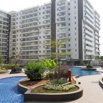 high livin apartment pasteur