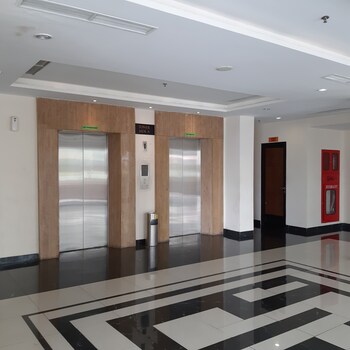 high livin apartment pasteur
