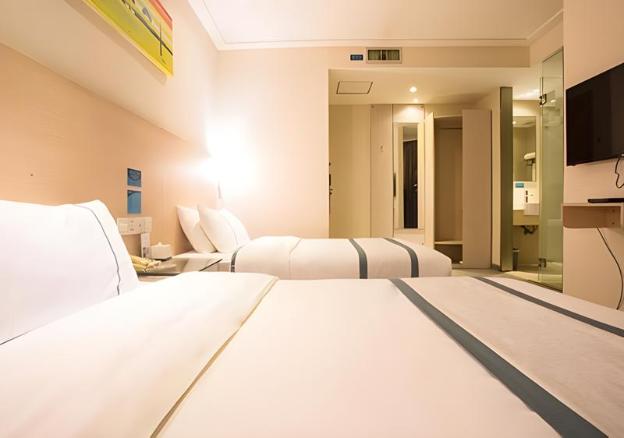 city comfort inn laibin binjiang