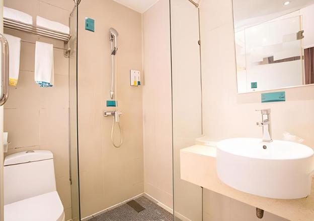 city comfort inn laibin binjiang