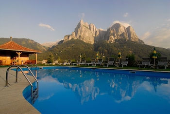 mirabell alpine garden resort and spa