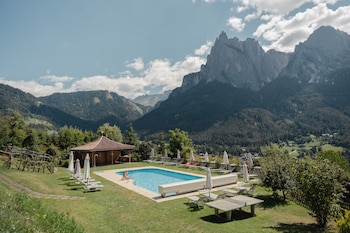 mirabell alpine garden resort and spa