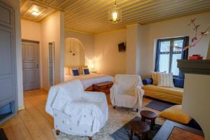 kiriaki guesthouse and suites