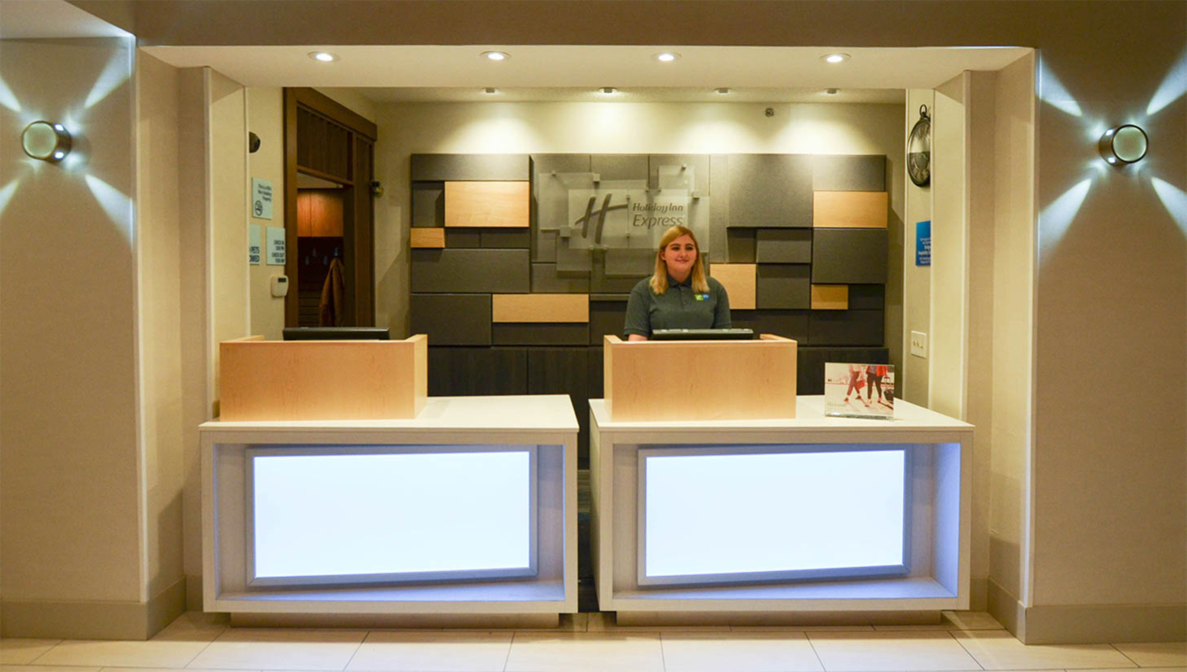 holiday inn express pittsburgh bridgeville by ihg