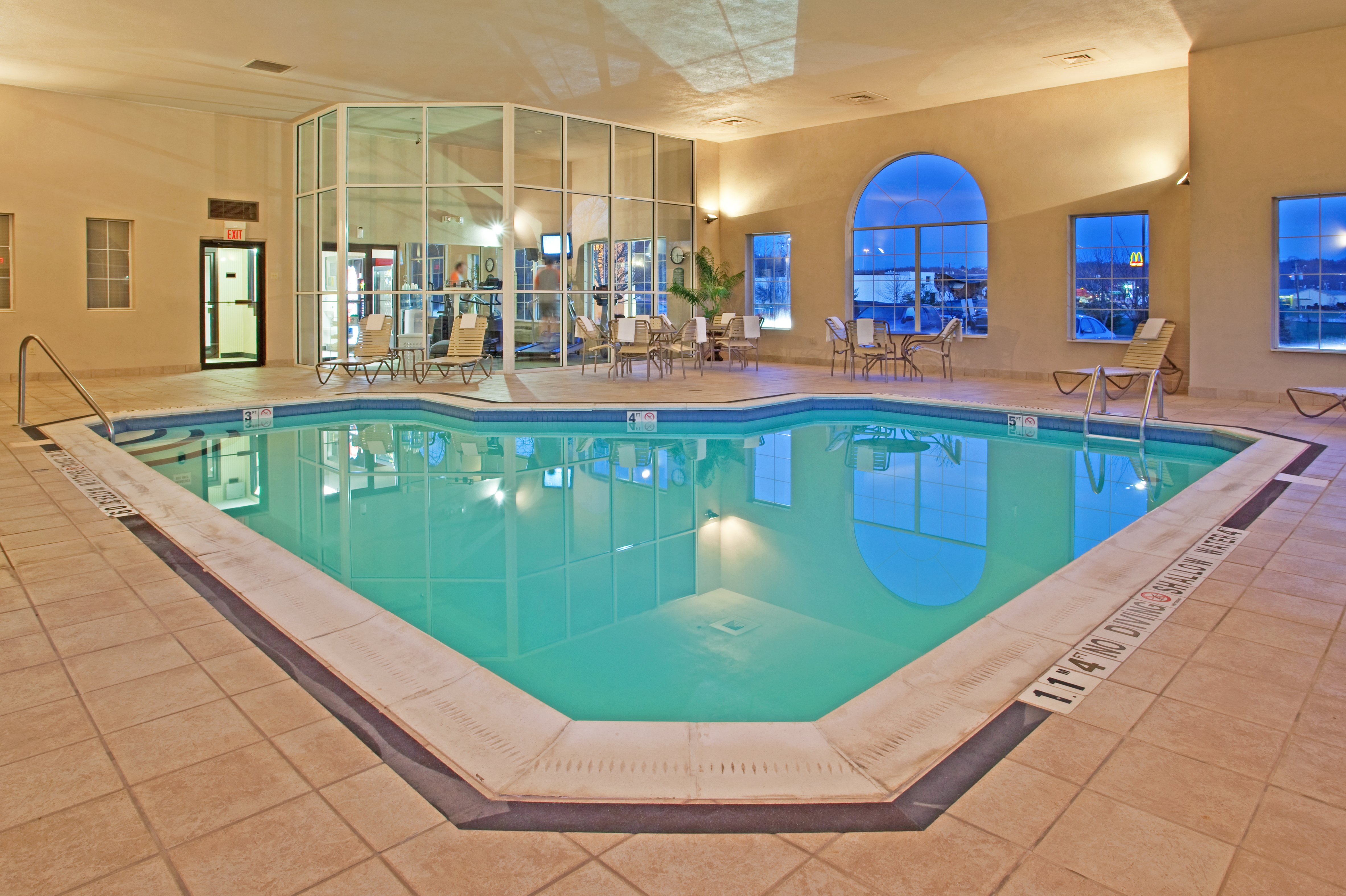 holiday inn express pittsburgh bridgeville by ihg