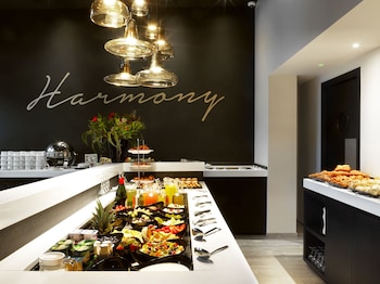 hotel harmony